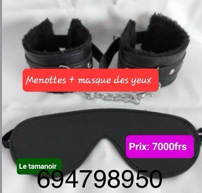 KIT Domination, KIT BDSM, BONDAGE, KIT Sado Maso, Fouets, Menotte en Vente