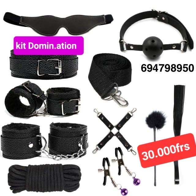 KIT Domination, KIT BDSM, BONDAGE, KIT Sado Maso, Fouets, Menotte en Vente